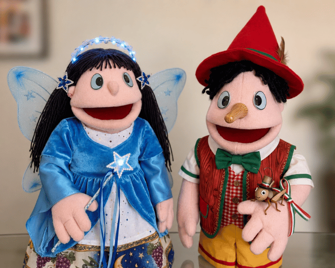 Pinocchio helping children learn emotions and body parts in Italian